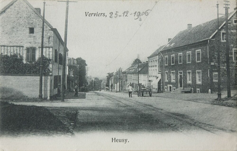 Ch. de Theux Vue descendante niveau début Av. du Chêne