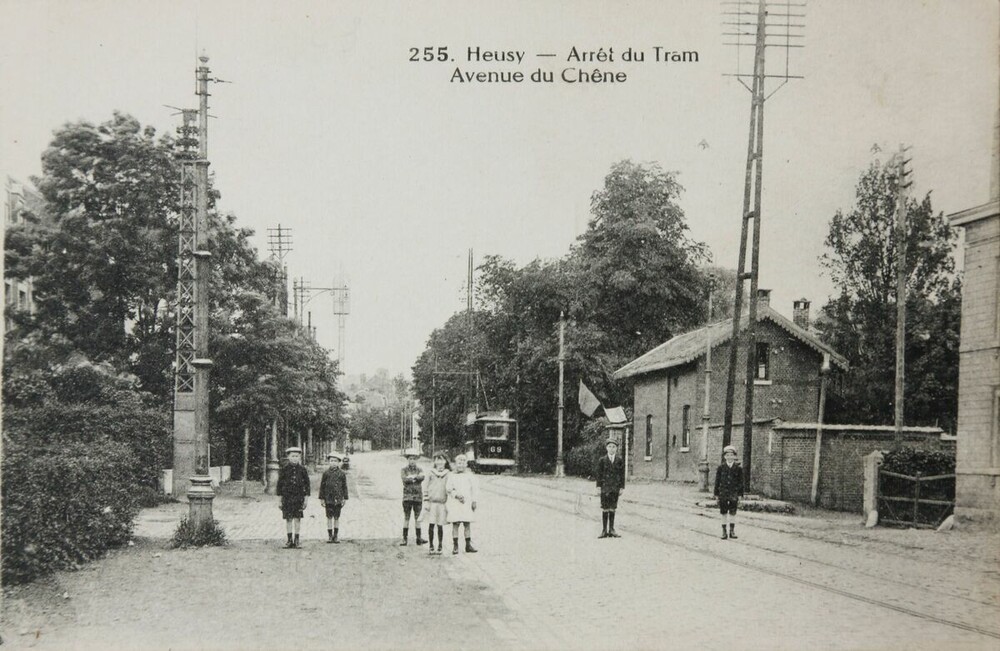 Av. du Chêne Arrêt du tram 2
